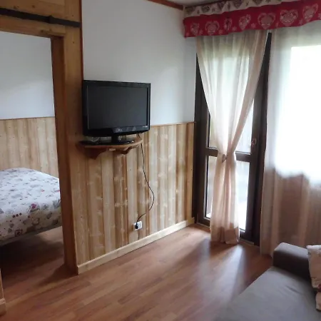 90 Con Vista E Balcone شقة *